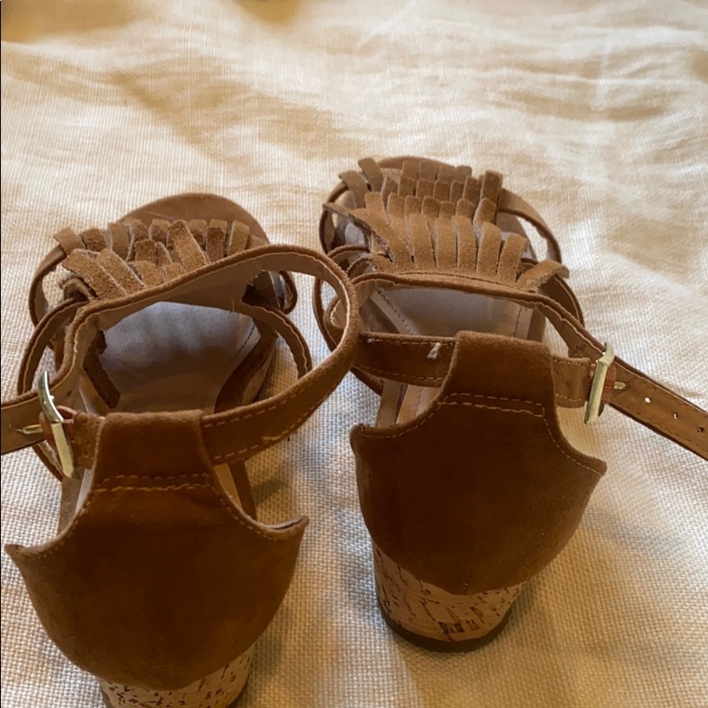 Shoes - Picture 3 of 6
